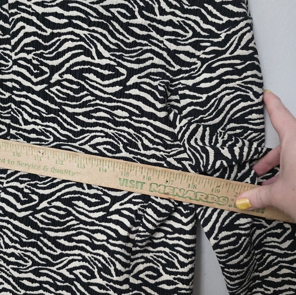 Per Una Black Mix Zebra Animal Print Lightweight Coat Size 6 US Size 10 UK - Picture 14 of 16